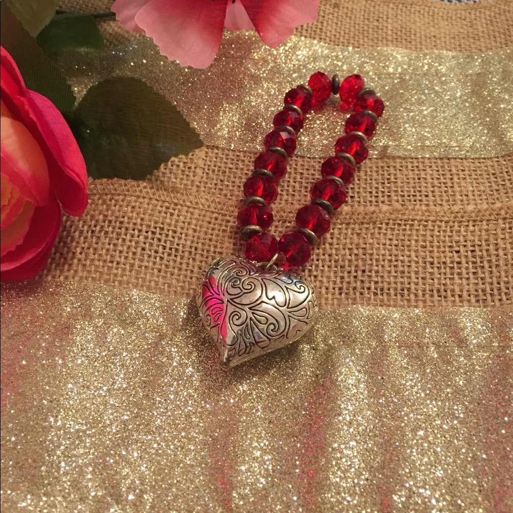 Red & Silver Heart Bracelet ❤️❤️❤️